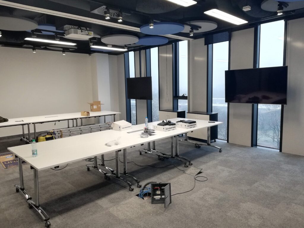 AV/monitoring — IMG_20181213_093145.jpg